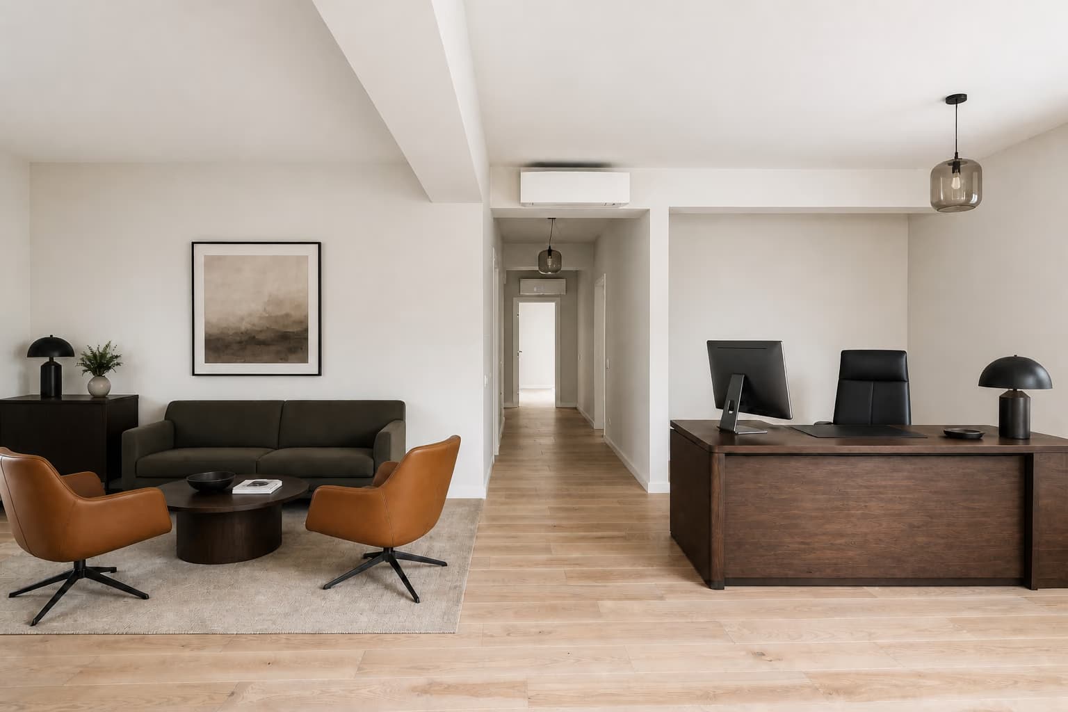 Recepție și lounge business conceptuale în spațiul real al Parterului.